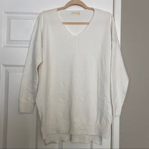 White Oversized V-Neck Sweater 🤍